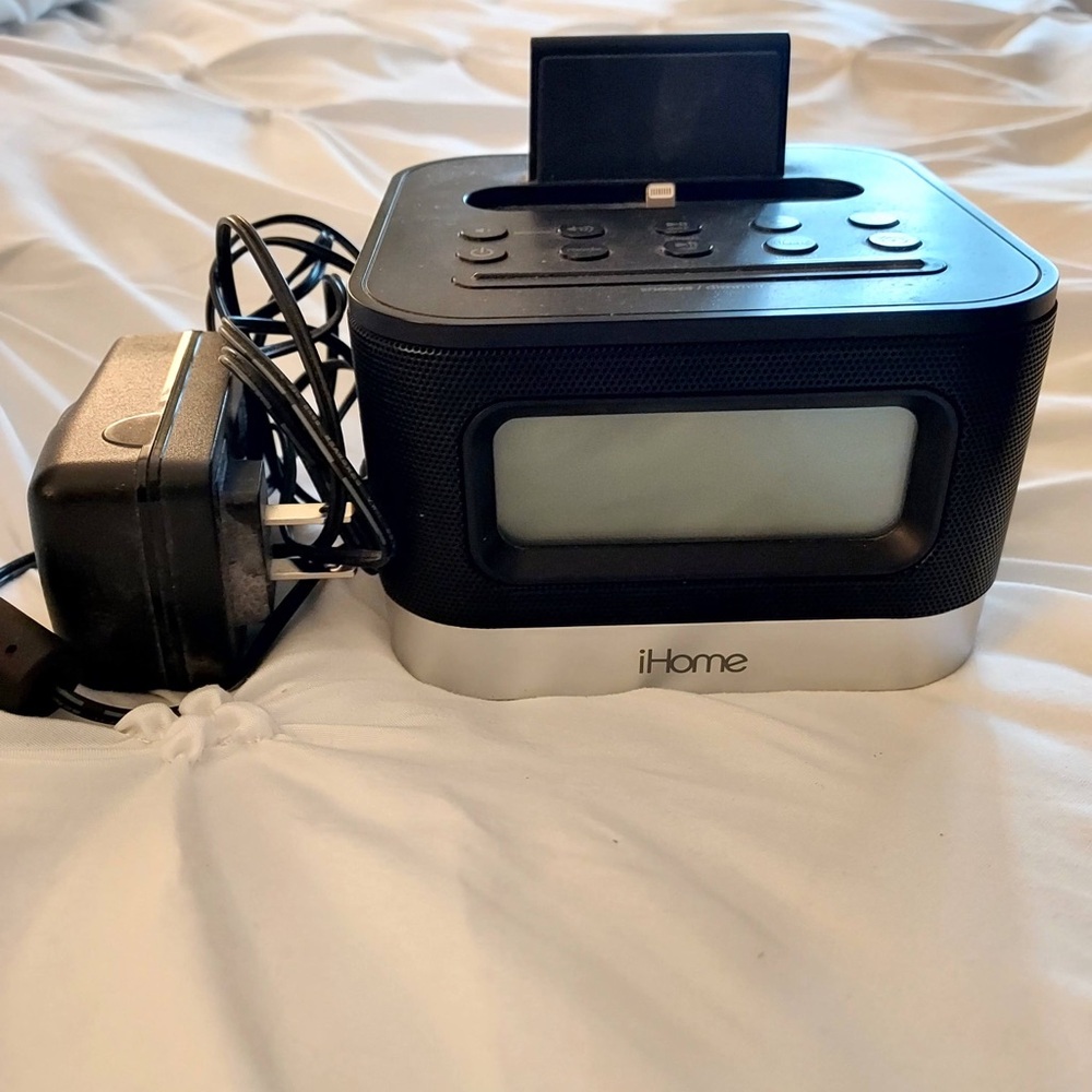 iHome Dual-Tone Alarm Clock with Dock